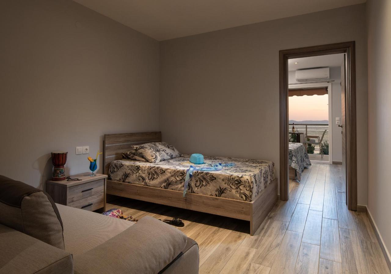 Sunset Studios - Suites With Seaview & Back Side Apartements Торони Экстерьер фото